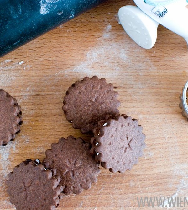 Schokokekse mit Vanillecreme – Soulfood, jemand? Wie wär’s mit Keksen?