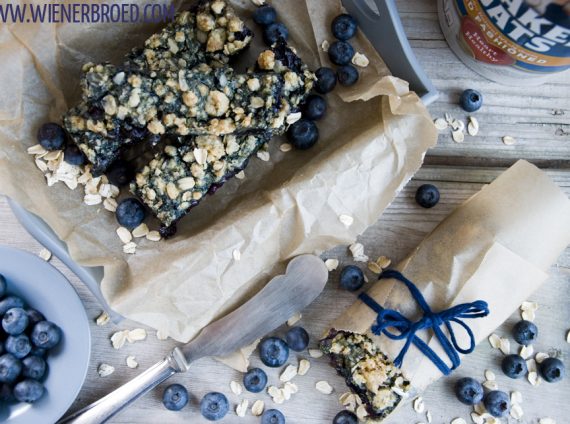 Blaubeeren zum Frühstück? Na klar! {Haferflocken-Blaubeer-Kuchen}