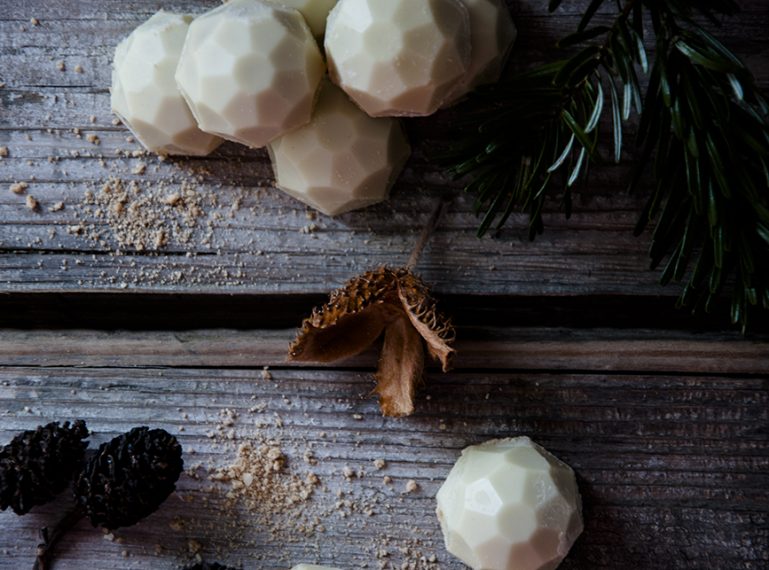 Happy Neujahr und eine #foodblogbilanz {Spekulatiustrüffel}