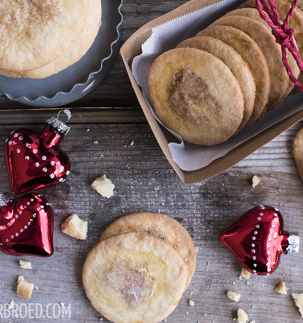 Dänische Jødekager, einfacher Zimt-Zucker-Plätzchen zur Weihnachtszeit aus Dänemark / Danish Jødekager, simpel sugar and cinnamon cookies for Christmas [wienerbroed.com]