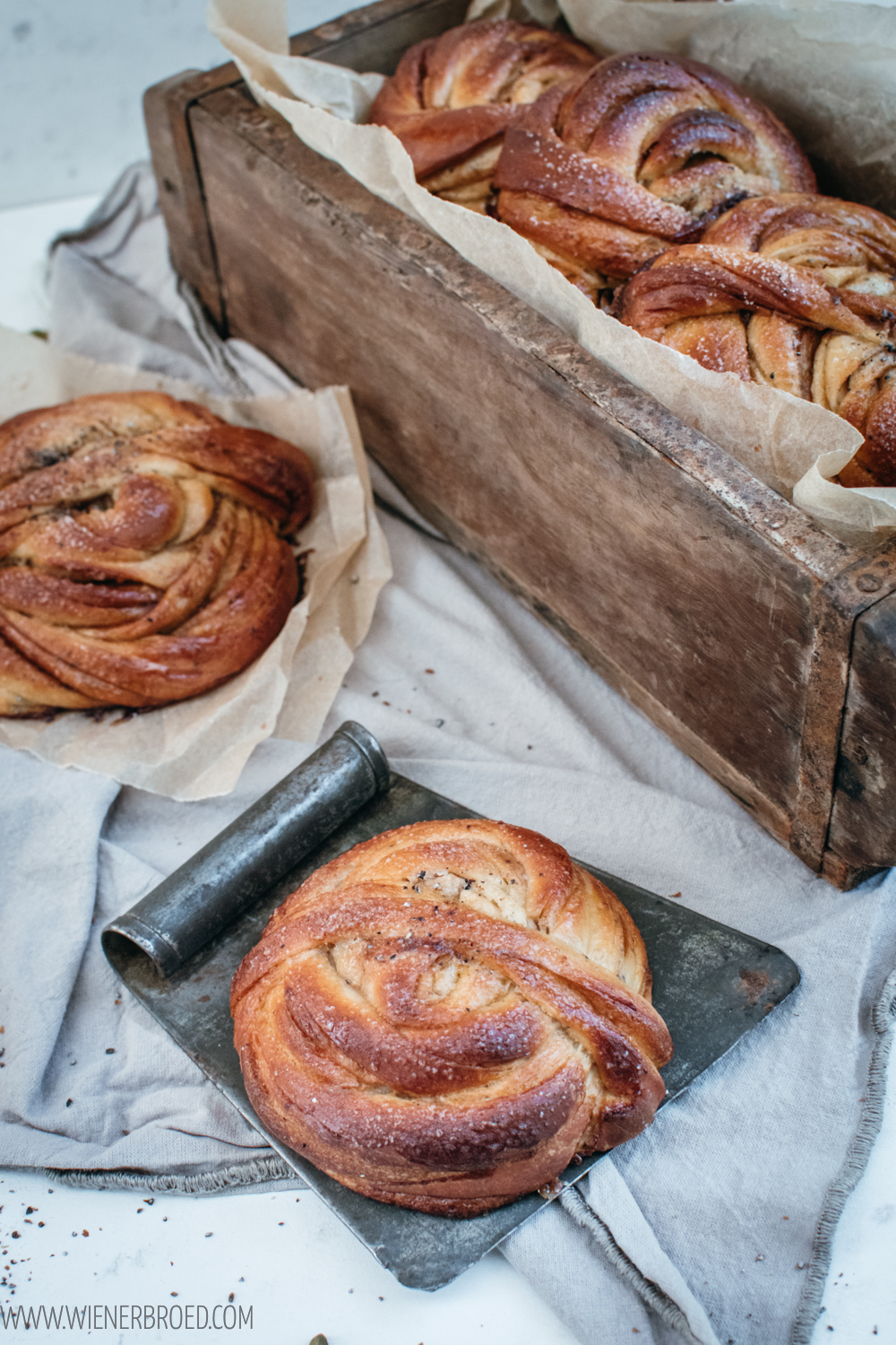 Schwedische Kardemommabullar von Wienerbrød