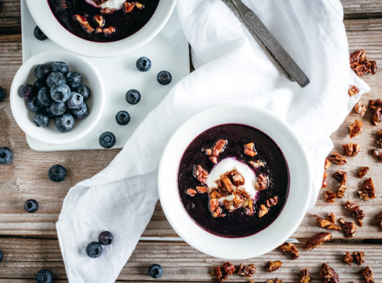 Rezept für Blåbärssoppa | Rachels Tipp mit Nusskaramell