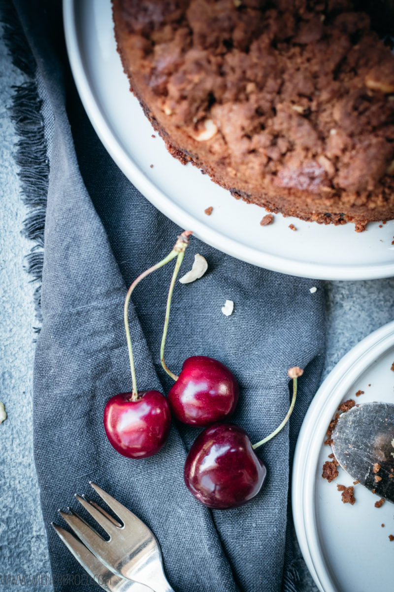 Kirsch-Schokokuchen mit Nuss - Wienerbrød - skandinavisch backen