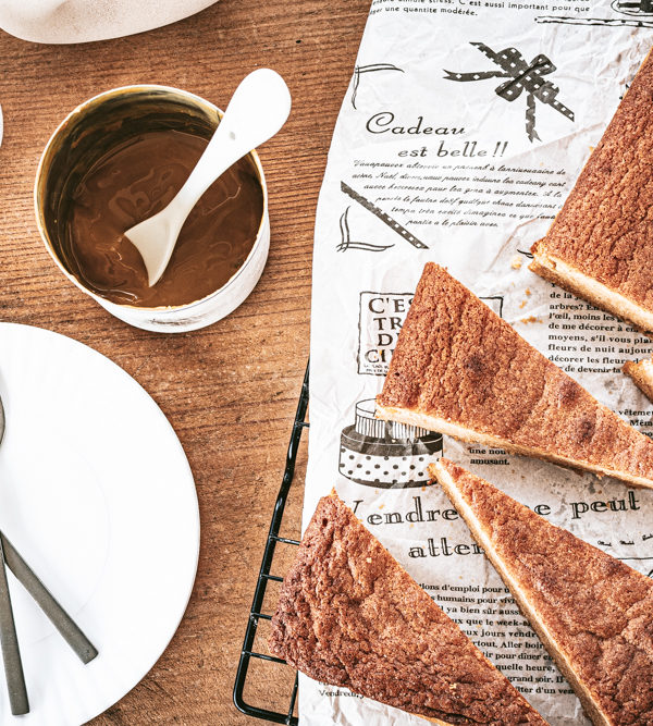 Flatlay mit Dulce de Leche und Kolakladdkaka