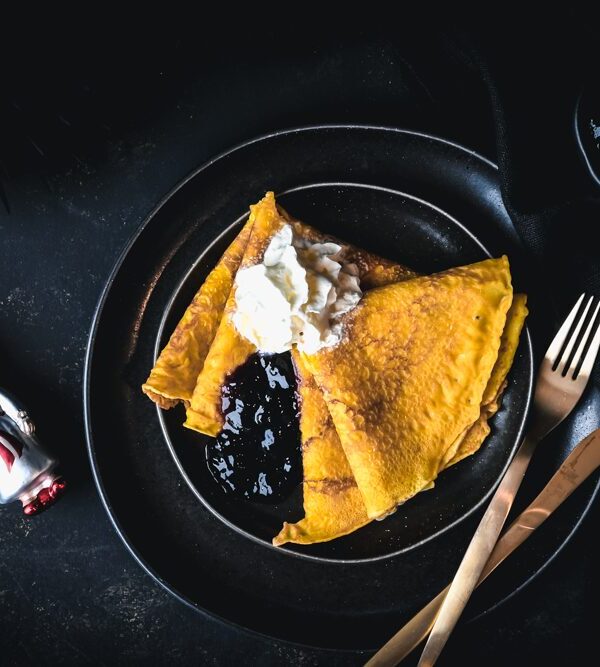 Saffranspannkakor - schwedische Safranpfannkuchen