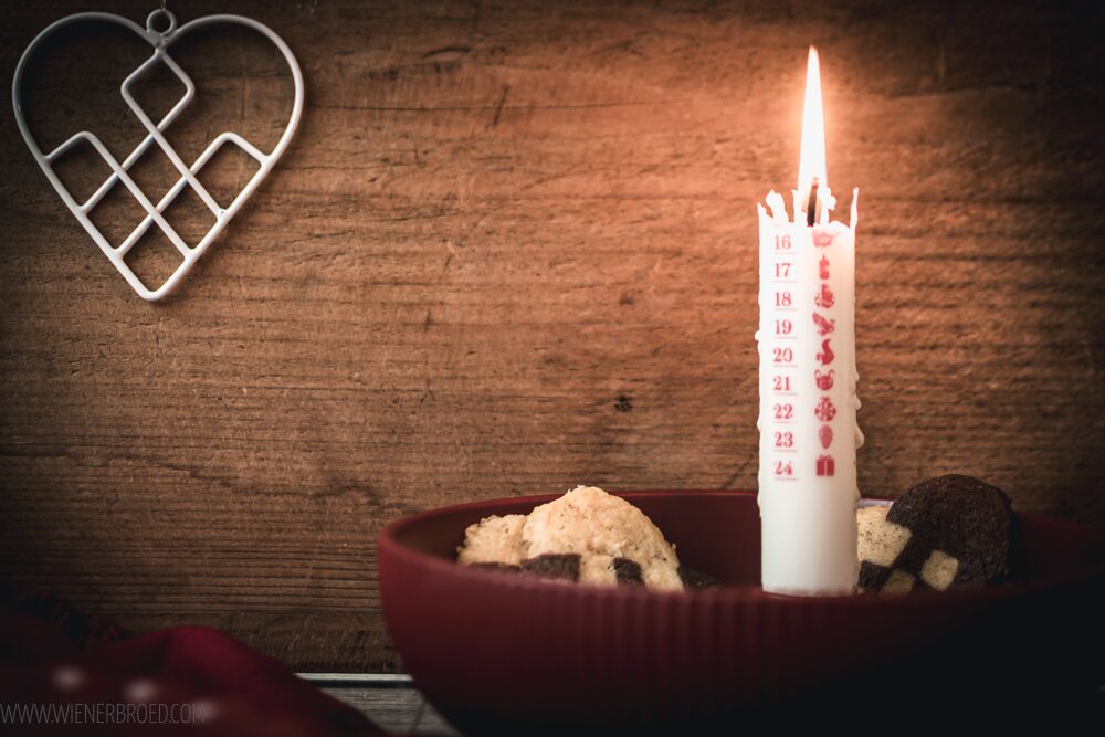 Szene mit dänischer Kaölenderkerze 